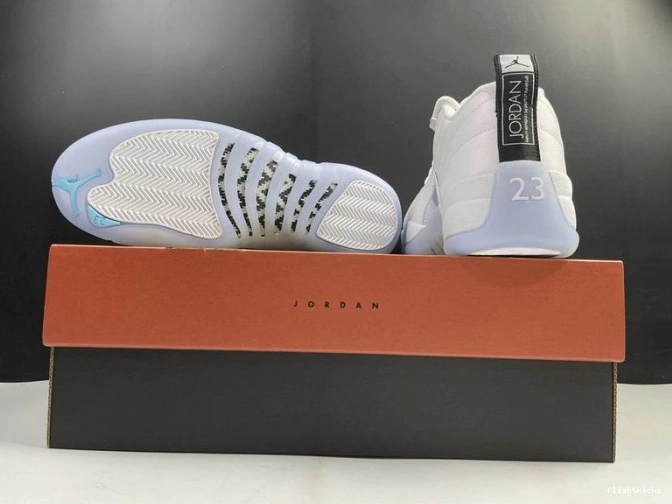 LOW 12 DB0733-190 (2021) JORDAN AIR EASTER RETRO 1215